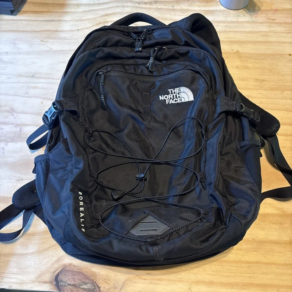 North Face Borealis Black Backpack Hiking School Excellent Condition
